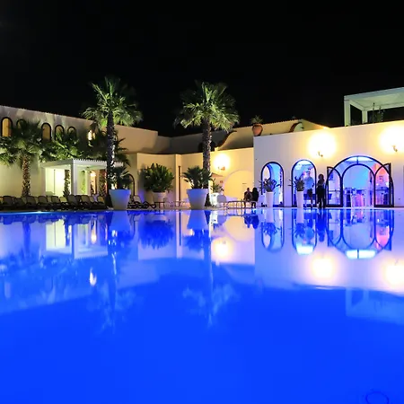 Centro Vacanze Poker 3*