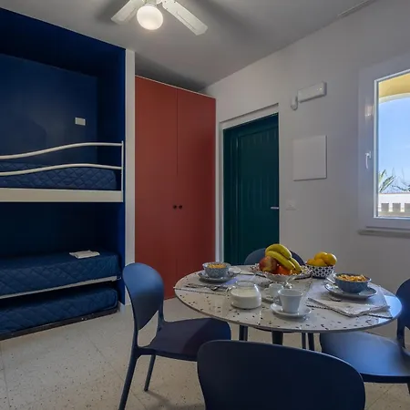 Centro Vacanze Poker منتجع 3*